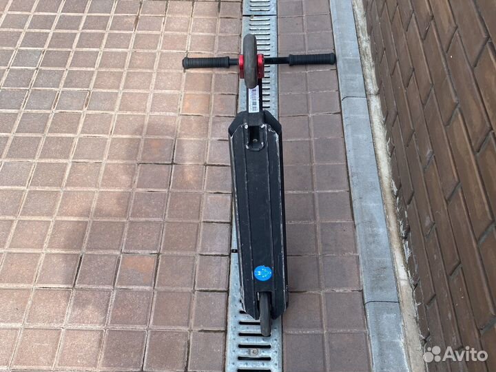 Трюковой самокат oxelo