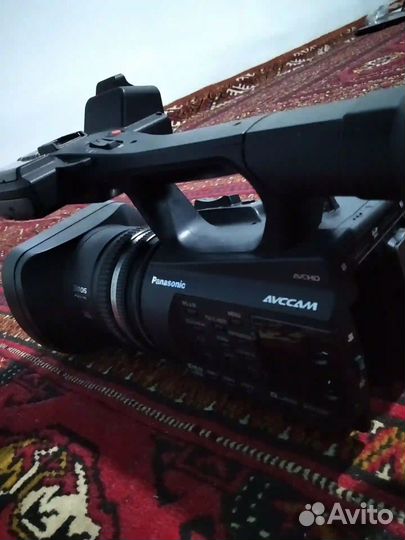 Видеокамера panasonic AG-AC 90