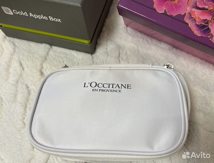 Миниатюры loccitane в косметичке