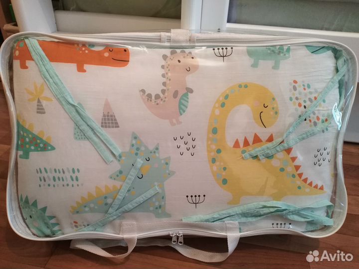 Бортики и одежда для новорождённого