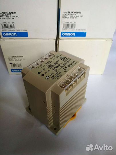 Импульсный блок питания Omron s82k-03005 5V 5.0A