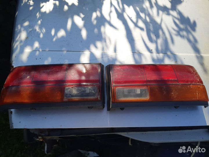 Фары nissan bluebird u11, u12, t12, t72