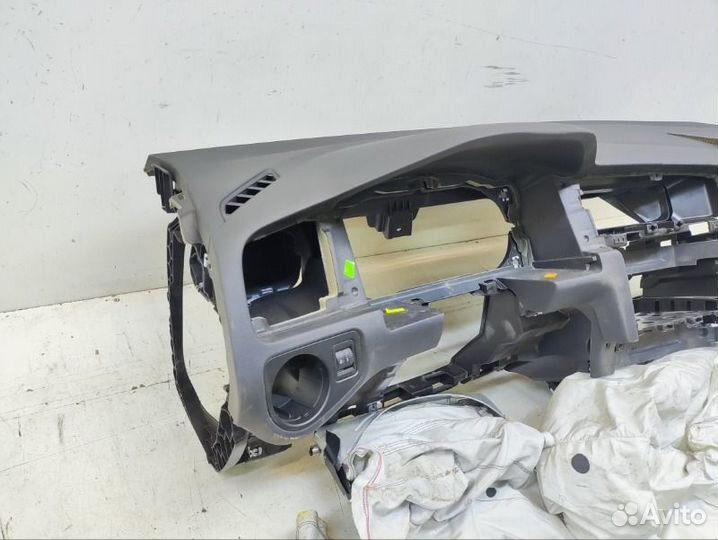 Торпедо Volkswagen Golf 7 2013-2020