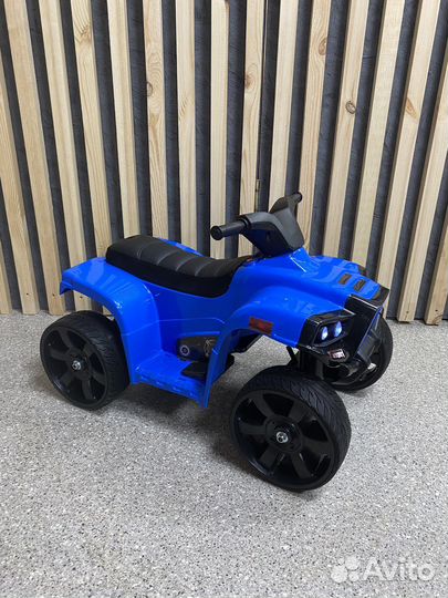 Электромобиль квадроцикл синий