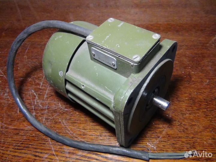 Электродвигатели Редукторы Шкивы