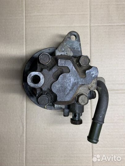 Насос гура Kia Spectra