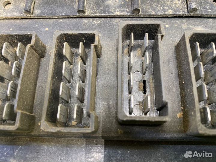 Блок предохранителей Лада 2105 1998