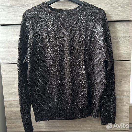 Спокойный светер,р.L,Camelot