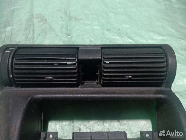 Рамка магнитолы Opel Astra F