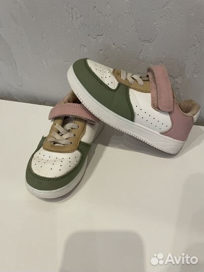 Кроссовки gloria jeans на девочку 28
