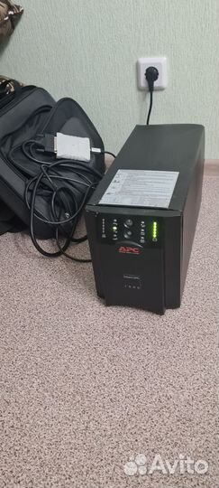 Ибп APC Smart UPS 1000 мощность 1000ва
