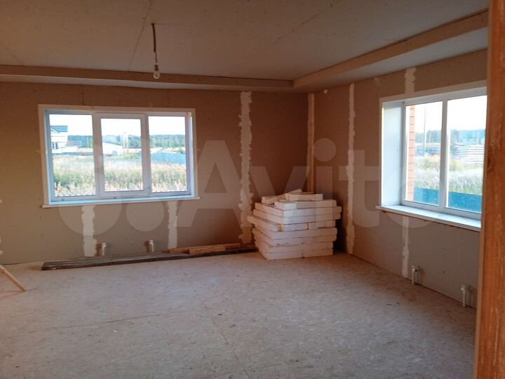 Дом 193 м² на участке 10 сот.