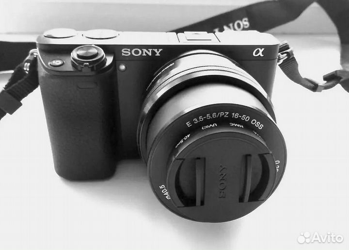 Беззеркальная камера Sony Alpha A6000 кит (2213)