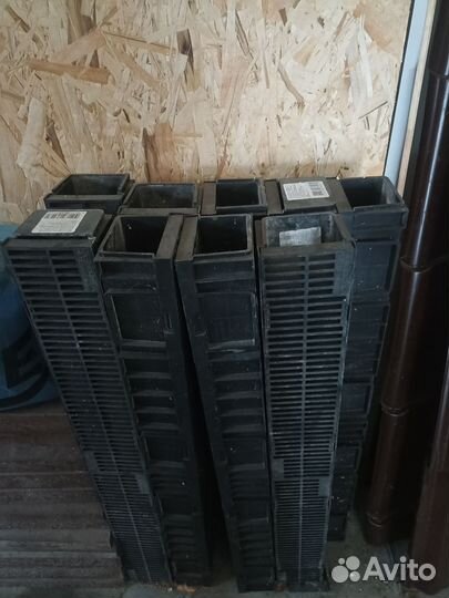 Канал пластиковый DN100 1000x145x80