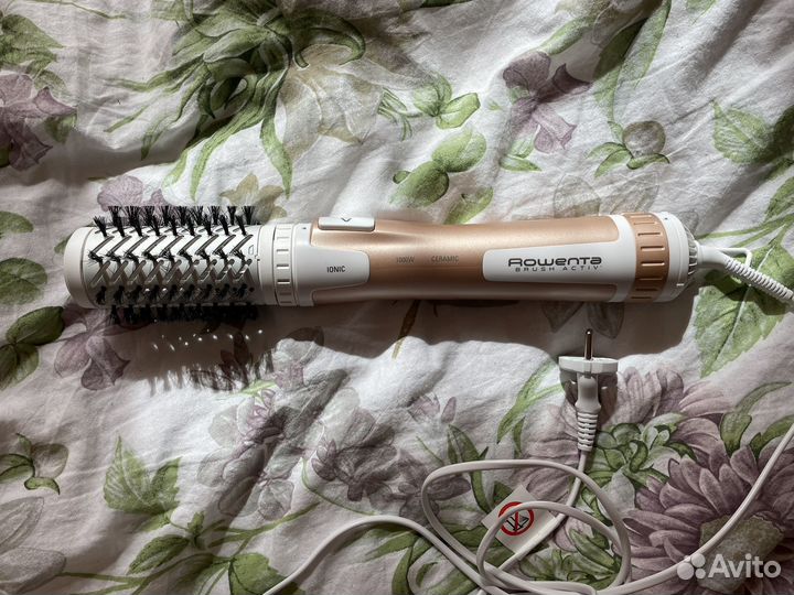 Фен-щетка Rowenta