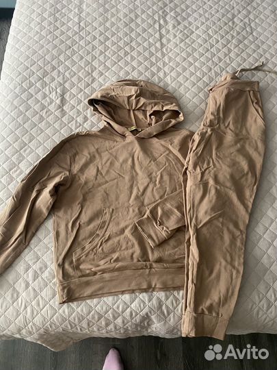 Спортивный костюм женский 46