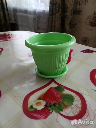 Горшок для цветов пластик