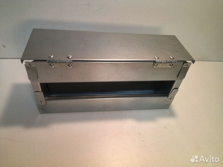 Бункерная кормушка для перепелов