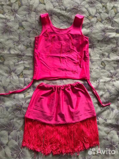 Продаю костюм для танцев для девочек