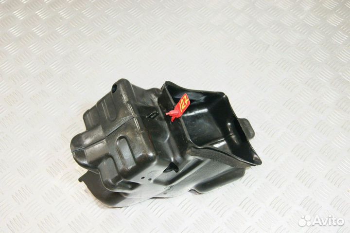 Пластик внутренний Honda CB400SF, NC31