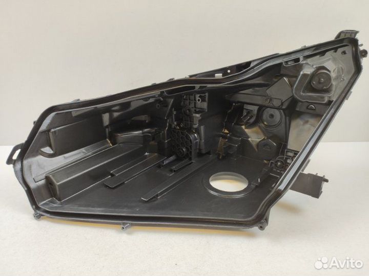 Корпус фары левый Lexus Nx 1 2017-2021