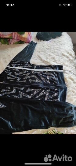 Спортивный костюм со стразами