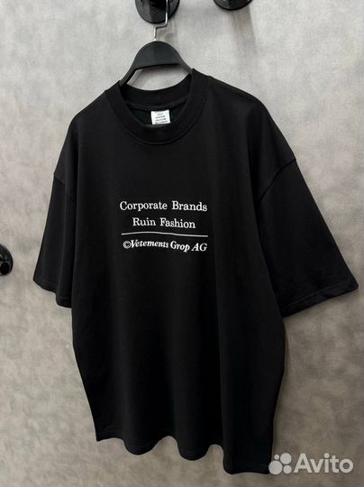 Футболка Vetements оверсайз (сезон 2024)