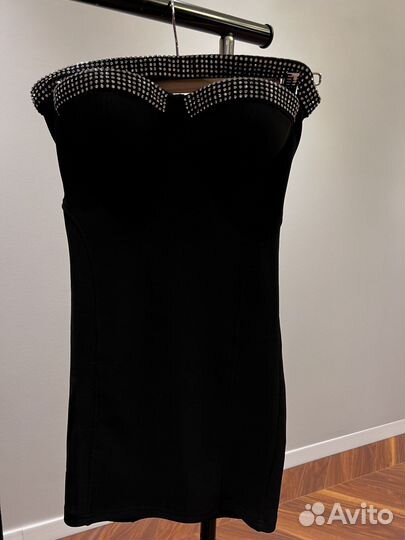 Эффектное вечернее платье