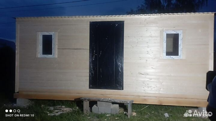 Бытовка и хозблок с окнами и дверями