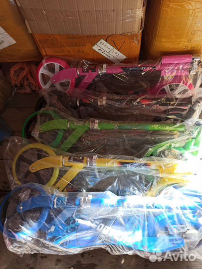 Самокат новый складной колеса 200мм. Доставка