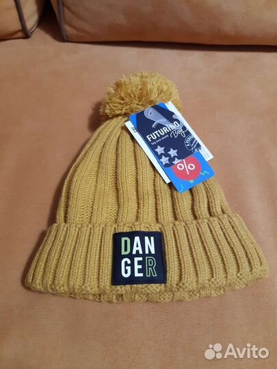 Новая шапка 54-56