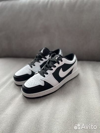 Кроссовки nike 33,36 новые