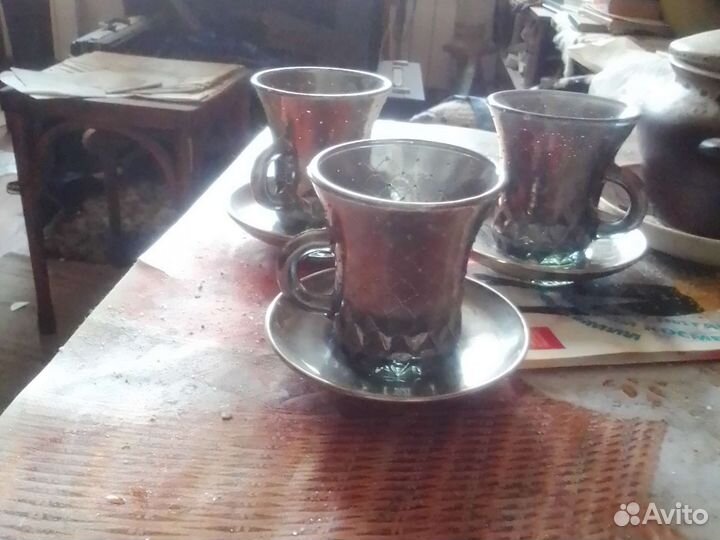 Три кофейный пары под золото