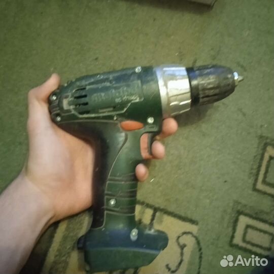 Шуруповерт metabo