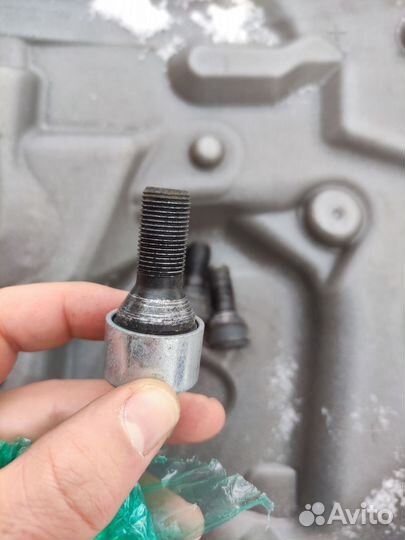 Оригинальные секретки колес бмв г01 G серия