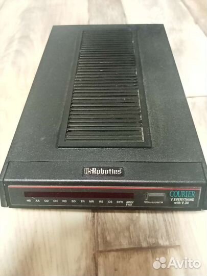 Факс-модем US Robotics Courier