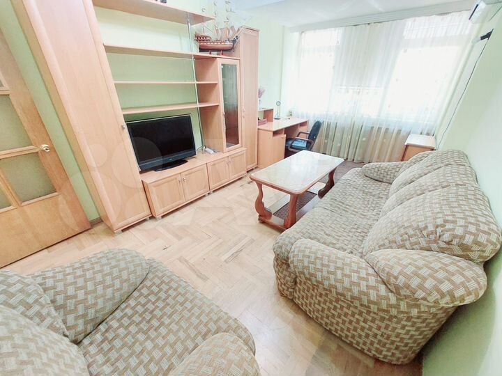 2-к. квартира, 56 м², 2/5 эт.