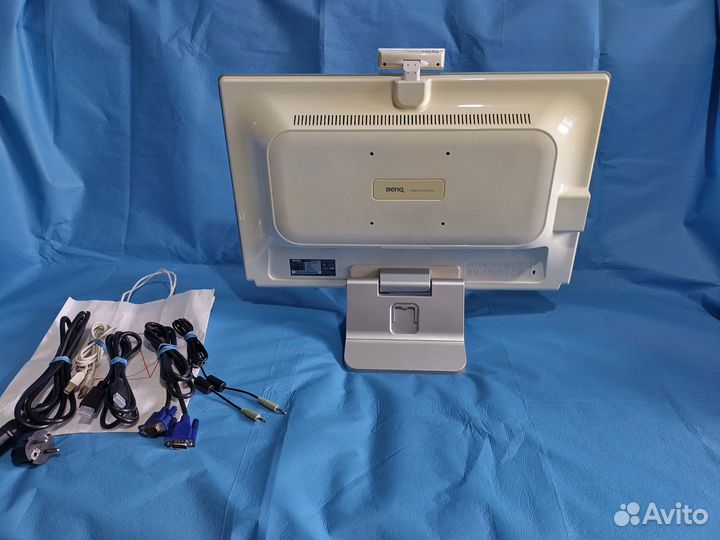 Монитор hdmi(Webcam,встроенные динамики)