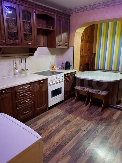 2-к. квартира, 53 м², 2/5 эт.