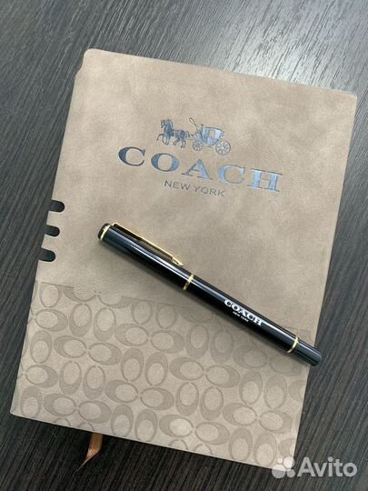 Ежедневник с ручкой Coach