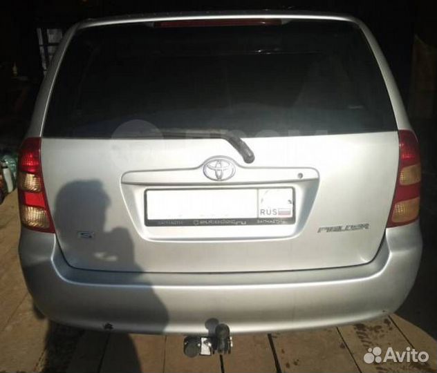 Фаркоп на Тойота Филдер с 2000-2006