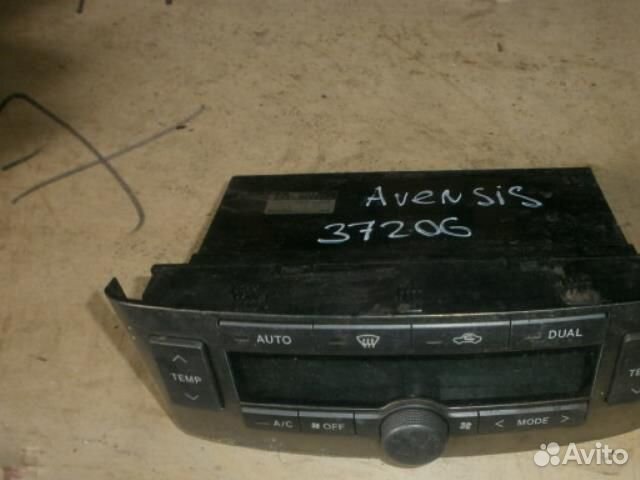 Блок управления печкой Toyota Avensis