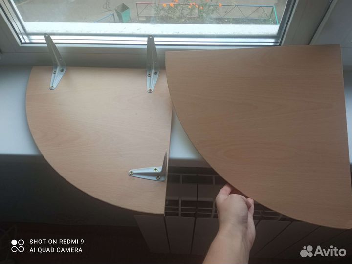 Две полочки бу