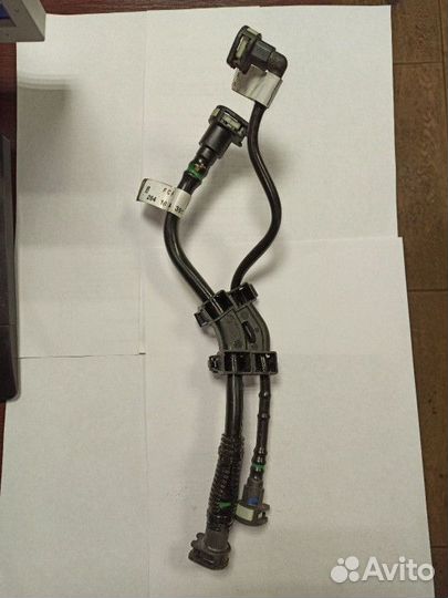 Топливная трубка Jeep Compass 2 2018 52029711AA