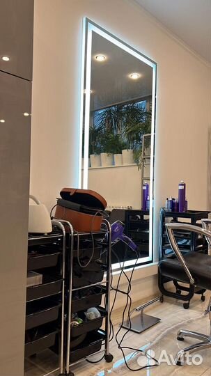 Зеркало с подсветкой в наличии и под заказ