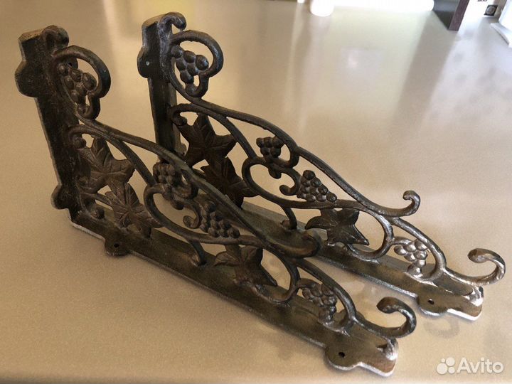 Кронштейн для полки