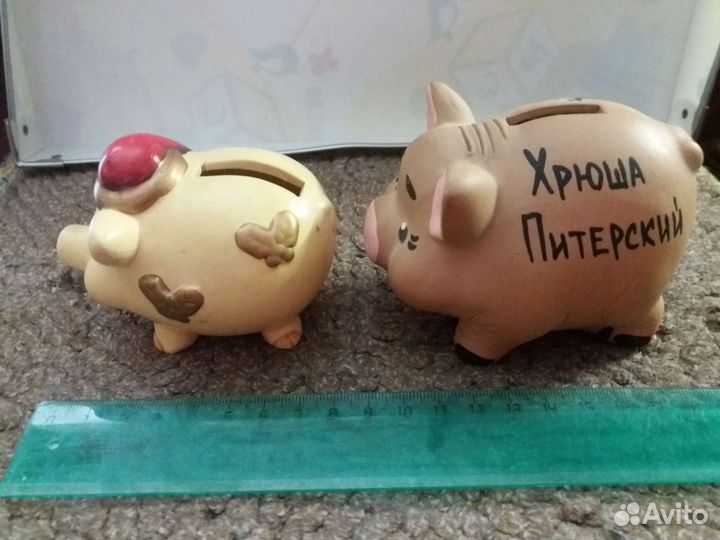 Коллекция свиней. Копилки и свистульки и т.д