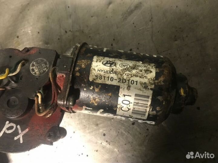 Моторчик стеклоочистителей Hyundai Elantra XD 3