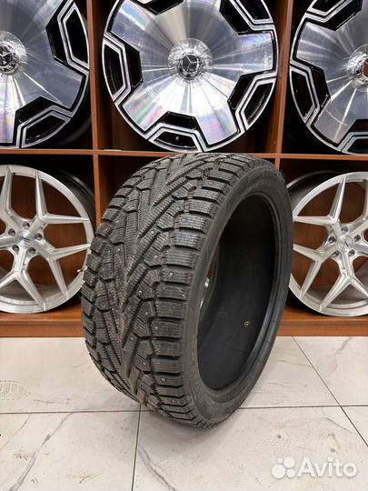 Pirelli Ice Zero 295/35 R21 107H