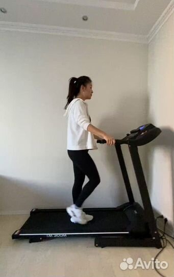 Беговая дорожка Family clear fit TM 300M